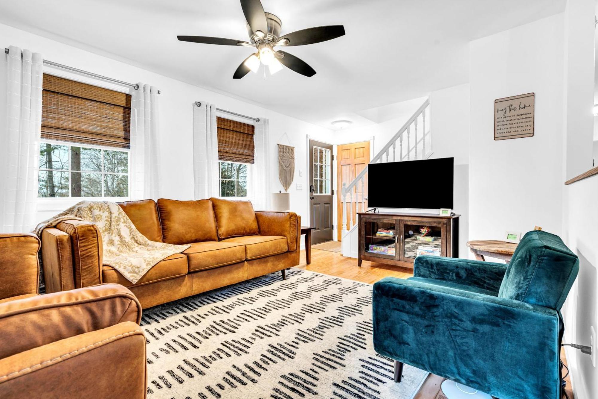 Thomas Trail - Game Room, Fire Pit, 1 Min To Mountain & Shared Beach!